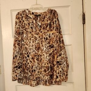 Zac & Rachel Women's Blouse, Leopard Print, Button Up Sleeves, V-neck Large EUC